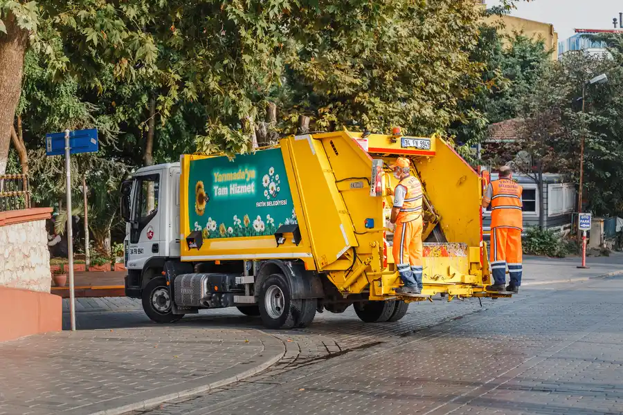 How Garbage Removal Services Can Help Declutter Your Home in Dade City, FL How Garbage Removal Services Can Help Declutter Your Home in Dade City, FL