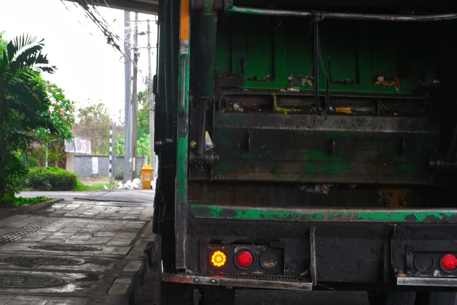 Why Garbage Removal Is Essential For Home Cleanliness in Dade City, FL Why Garbage Removal Is Essential For Home Cleanliness in Dade City, FL